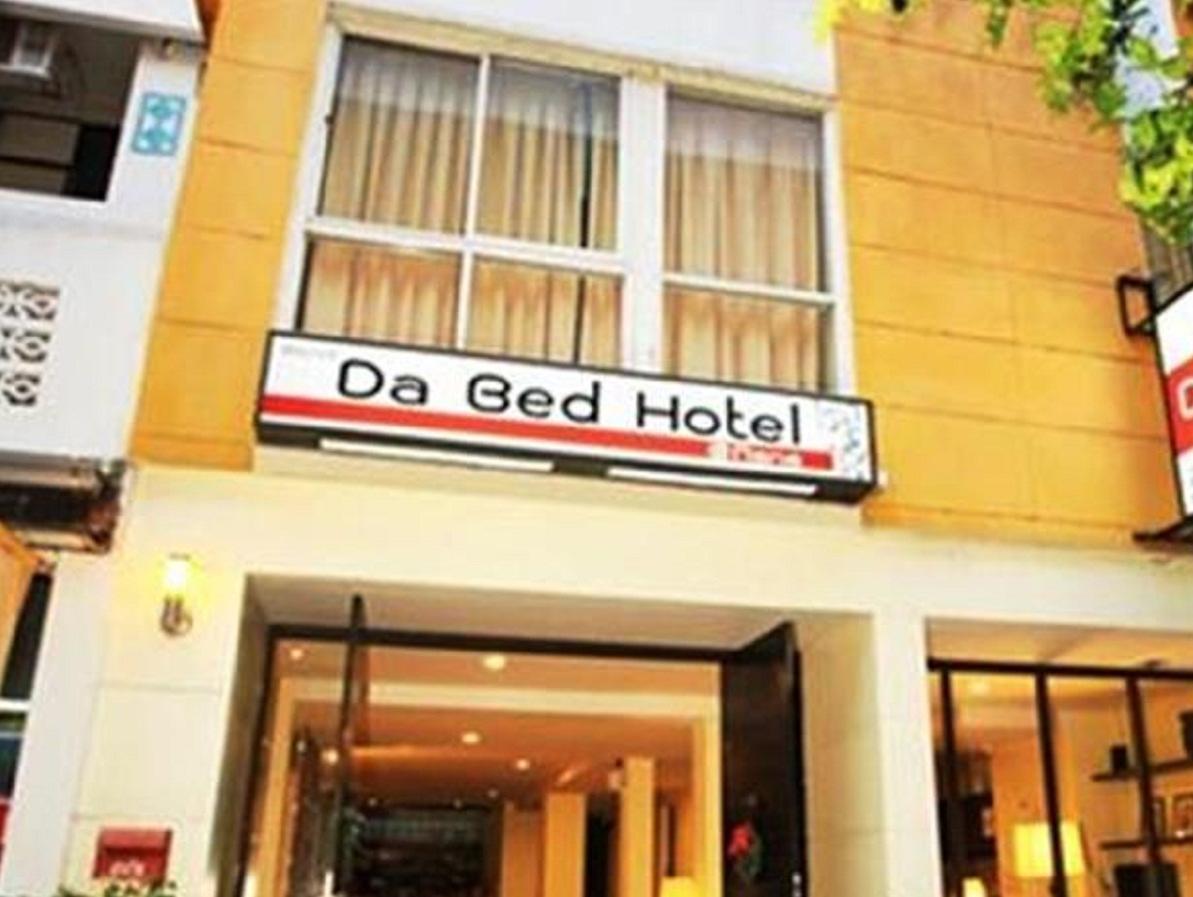 Cheqinn Bed Sukhumvit 4 Nana Plaza Bangkok Exterior foto